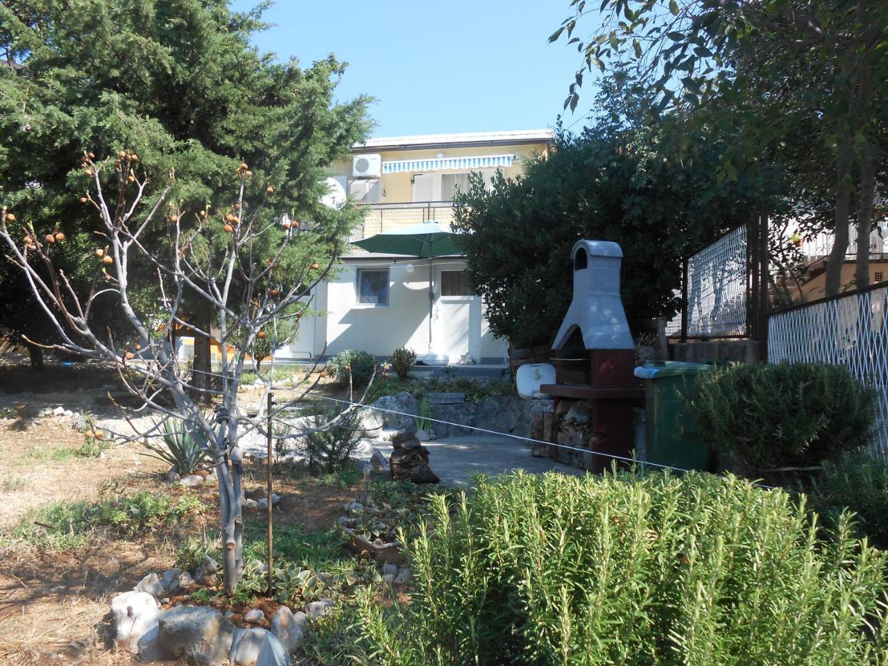 Apartman Davorka Karlobag Extérieur photo